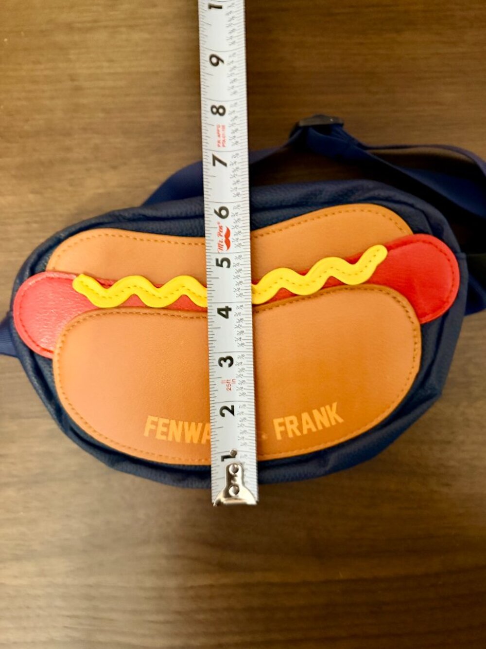 Boston Red Sox Fenway Frank Hot Dog Fanny Pack Belt Bag Limited Edition - Picture 6 of 6